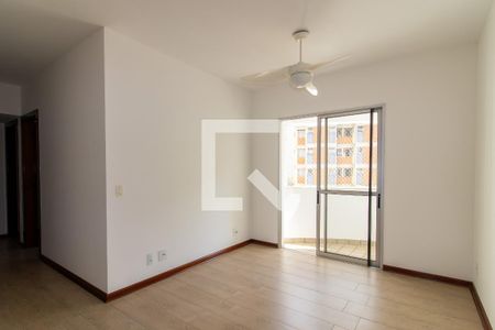 Sala de apartamento para alugar com 2 quartos, 75m² em Botafogo, Campinas