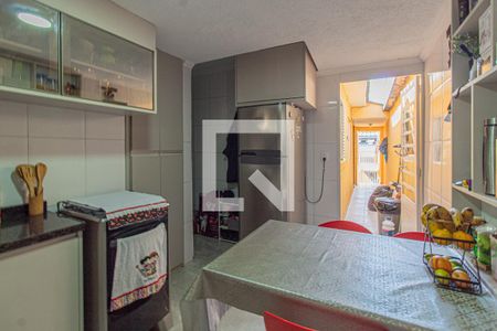 Cozinha de casa à venda com 2 quartos, 120m² em Vila Ré, São Paulo