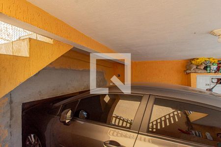 Garagem de casa à venda com 2 quartos, 120m² em Vila Ré, São Paulo
