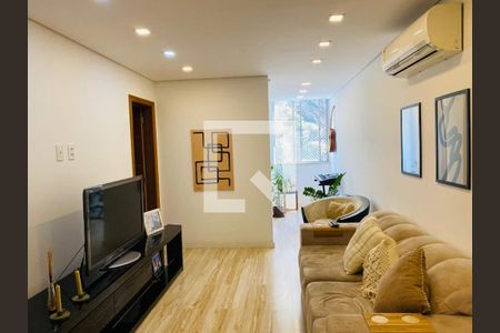 Apartamento à venda com 2 quartos, 60m² em Copacabana, Rio de Janeiro