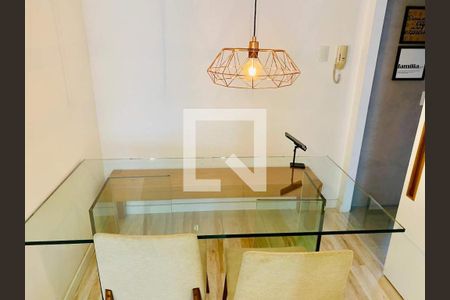 Apartamento à venda com 2 quartos, 60m² em Copacabana, Rio de Janeiro