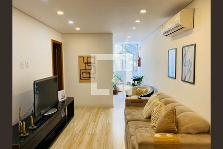 Apartamento à venda com 2 quartos, 60m² em Copacabana, Rio de Janeiro