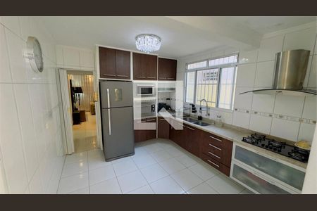 Casa à venda com 3 quartos, 160m² em Veleiros, São Paulo