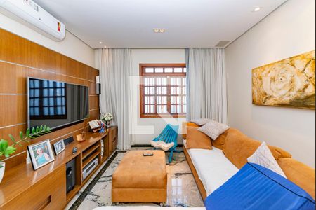 Sala 3 de casa à venda com 3 quartos, 500m² em Salgado Filho, Belo Horizonte