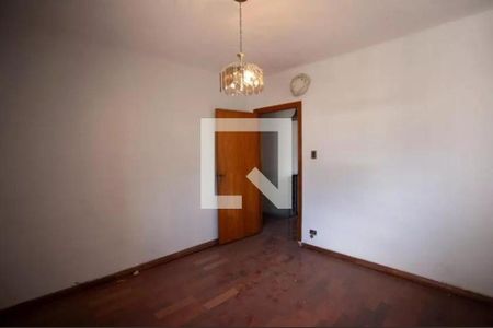 Foto 03 de casa à venda com 3 quartos, 210m² em Vila Dom Pedro I, São Paulo