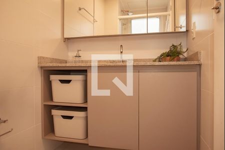 Banheiro de kitnet/studio para alugar com 1 quarto, 21m² em Vila Clementino, São Paulo