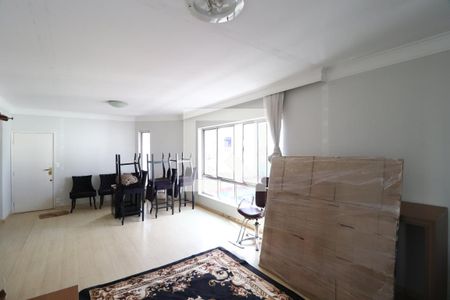 Sala de apartamento para alugar com 3 quartos, 130m² em Centro, Uberlândia