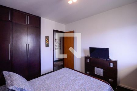 Quarto 1 de apartamento à venda com 3 quartos, 220m² em Cambuci, São Paulo