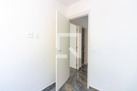 Quarto 2 de apartamento para alugar com 2 quartos, 36m² em Veloso, Osasco