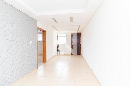 Sala de apartamento para alugar com 2 quartos, 60m² em Conjunto Residencial José Bonifácio, São Paulo