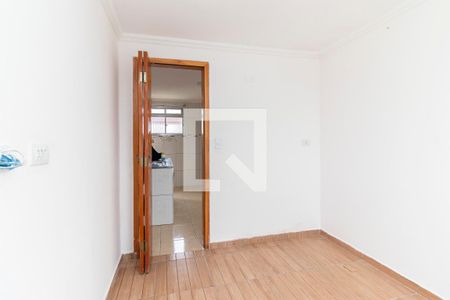 Quarto 1 de apartamento para alugar com 2 quartos, 60m² em Conjunto Residencial José Bonifácio, São Paulo