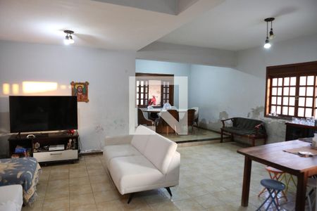 Sala de casa à venda com 3 quartos, 360m² em Milionários, Belo Horizonte