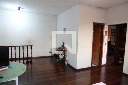 Sala 2 de casa à venda com 3 quartos, 360m² em Milionários, Belo Horizonte