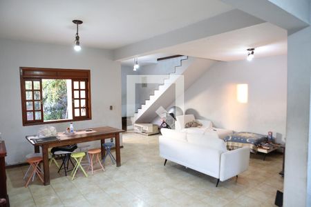 Sala de casa à venda com 3 quartos, 360m² em Milionários, Belo Horizonte