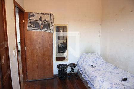 Quarto 1 de casa à venda com 3 quartos, 360m² em Milionários, Belo Horizonte