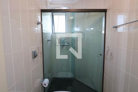 Banheiro Suíte de apartamento para alugar com 3 quartos, 86m² em Tortuga, Guarujá