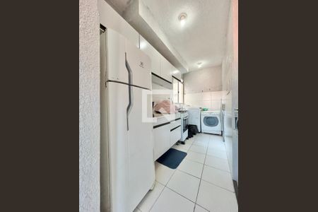 Cozinha de apartamento à venda com 2 quartos, 50m² em Santos Dumont, São Leopoldo