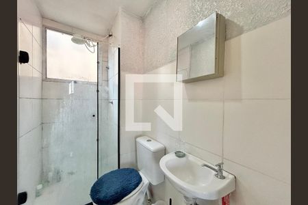 Banheiro de apartamento à venda com 2 quartos, 50m² em Santos Dumont, São Leopoldo