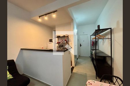 Cozinha americana de apartamento para alugar com 1 quarto, 27m² em Copacabana, Rio de Janeiro