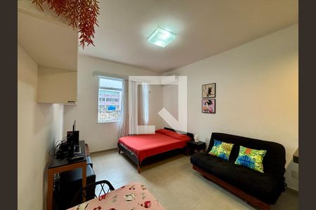 Sala/quarto de apartamento para alugar com 1 quarto, 27m² em Copacabana, Rio de Janeiro