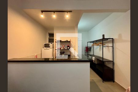 Cozinha americana de apartamento para alugar com 1 quarto, 27m² em Copacabana, Rio de Janeiro