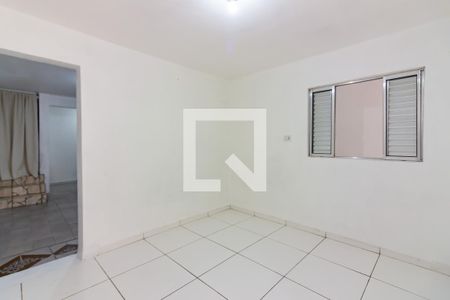 Quarto de casa para alugar com 1 quarto, 80m² em Santa Maria, Osasco