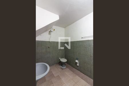 Banheiro 1 de casa para alugar com 1 quarto, 80m² em Santa Maria, Osasco