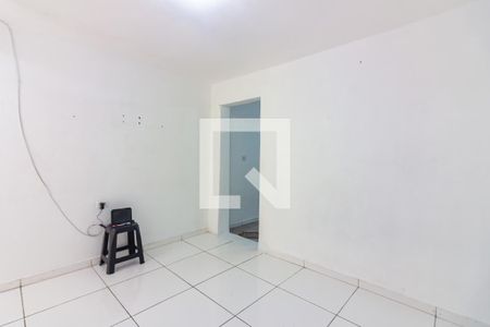 Quarto de casa para alugar com 1 quarto, 80m² em Santa Maria, Osasco