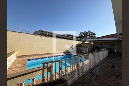 Piscina de casa para alugar com 6 quartos, 241m² em Ribeirânia, Ribeirão Preto
