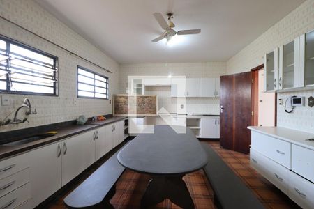 Cozinha de casa para alugar com 6 quartos, 241m² em Ribeirânia, Ribeirão Preto