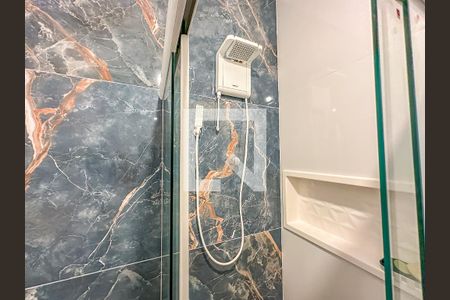 Banheiro de kitnet/studio à venda com 1 quarto, 32m² em Centro, Rio de Janeiro