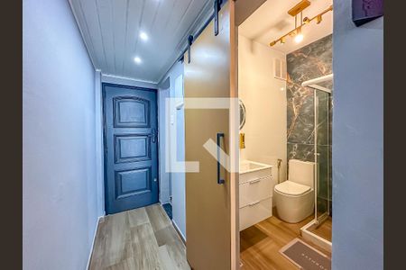 Corredor de kitnet/studio à venda com 1 quarto, 32m² em Centro, Rio de Janeiro