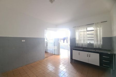 Cozinha de casa para alugar com 1 quarto, 50m² em Jardim Sapopemba, São Paulo