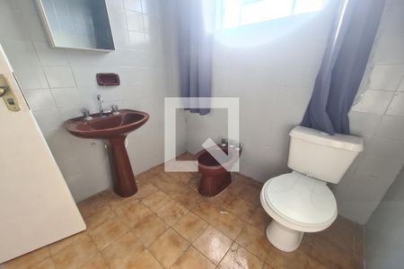 Banheiro Social de casa para alugar com 1 quarto, 50m² em Jardim Sapopemba, São Paulo