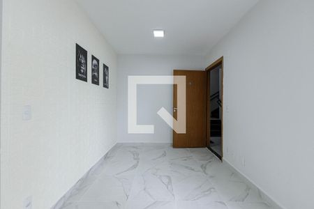 Sala de apartamento à venda com 2 quartos, 40m² em Mário Quintana, Porto Alegre