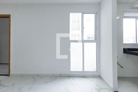 Sala de apartamento à venda com 2 quartos, 40m² em Mário Quintana, Porto Alegre