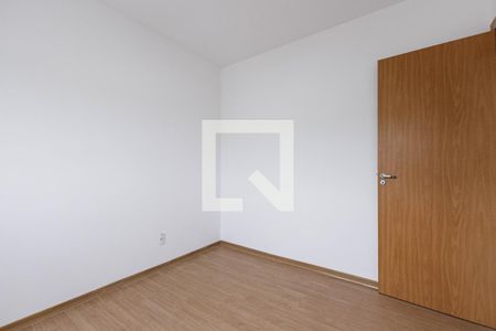 Quarto de apartamento à venda com 2 quartos, 40m² em Mário Quintana, Porto Alegre