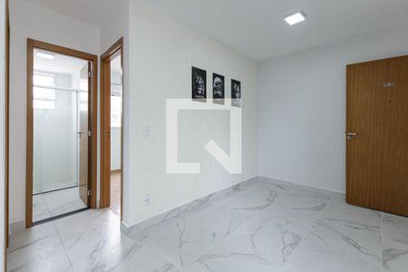 Sala de apartamento à venda com 2 quartos, 40m² em Mário Quintana, Porto Alegre