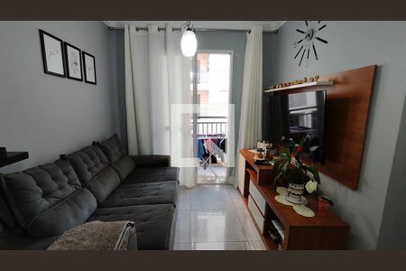 Sala de apartamento para alugar com 2 quartos, 46m² em Vila Solange, São Paulo
