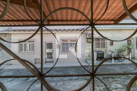 Vista do Quarto 1 de casa de condomínio para alugar com 2 quartos, 46m² em Cordovil, Rio de Janeiro