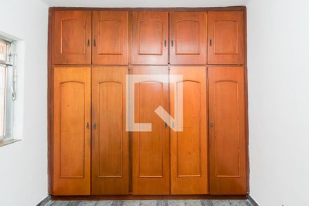 Quarto 1 - Armários de casa de condomínio para alugar com 2 quartos, 46m² em Cordovil, Rio de Janeiro