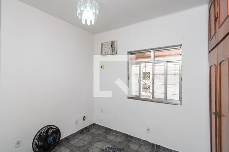 Quarto 1 de casa de condomínio para alugar com 2 quartos, 46m² em Cordovil, Rio de Janeiro