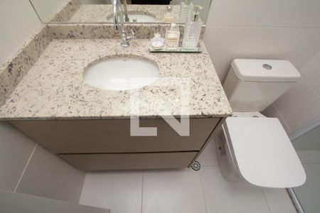 Banheiro de kitnet/studio para alugar com 1 quarto, 25m² em Vila Olímpia, São Paulo