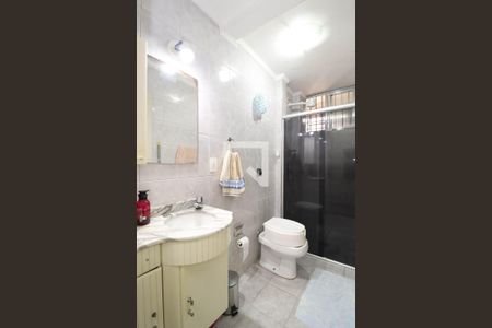 Banheiro de apartamento à venda com 1 quarto, 42m² em Pinheiros, São Paulo