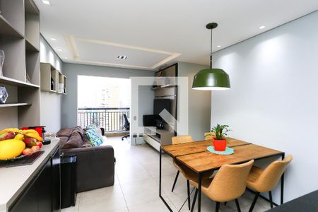 Sala de apartamento à venda com 3 quartos, 63m² em Jardim Monte Kemel, São Paulo