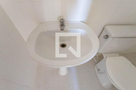 Banheiro de apartamento à venda com 2 quartos, 50m² em Centro, Diadema