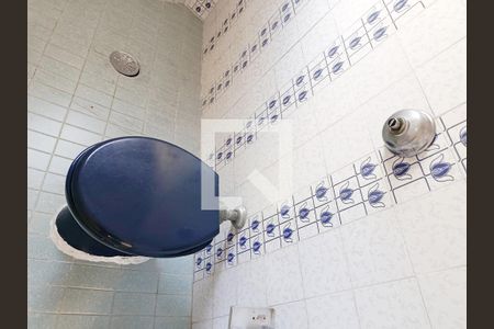 Banheiro da Suíte 2 de casa para alugar com 3 quartos, 231m² em Jardim das Bandeiras, São Paulo