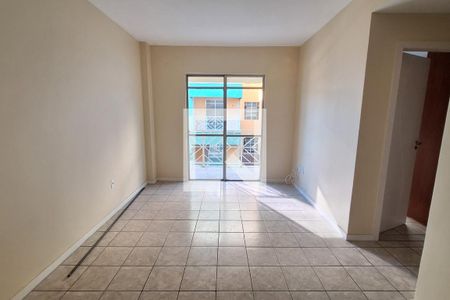 Sala de casa para alugar com 2 quartos, 60m² em Vila Sheila, Duque de Caxias