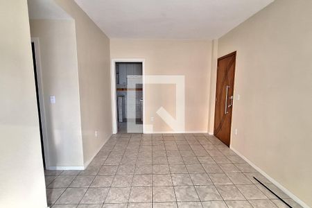 Sala de casa para alugar com 2 quartos, 60m² em Vila Sheila, Duque de Caxias