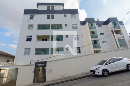 Fachada de apartamento à venda com 2 quartos, 106m² em João Pinheiro, Belo Horizonte